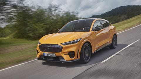 Ford-MustangMachEGT-2022-review-1