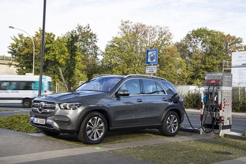 Mercedes-GLE350de-2021-review-1