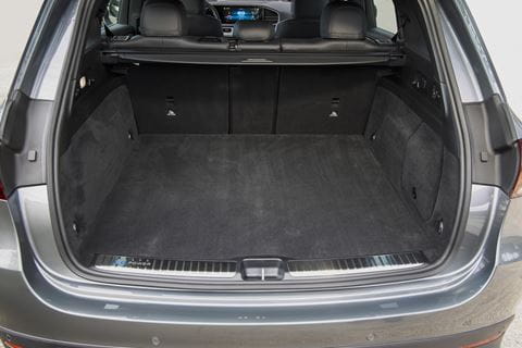 Mercedes-GLE350de-2021-review-3