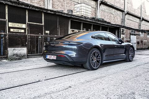 Porsche-Taycan4S-2021-review-2