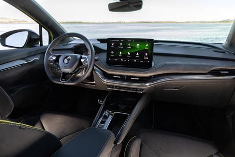 Skoda-EnyaqRSCoup-2022-review-3