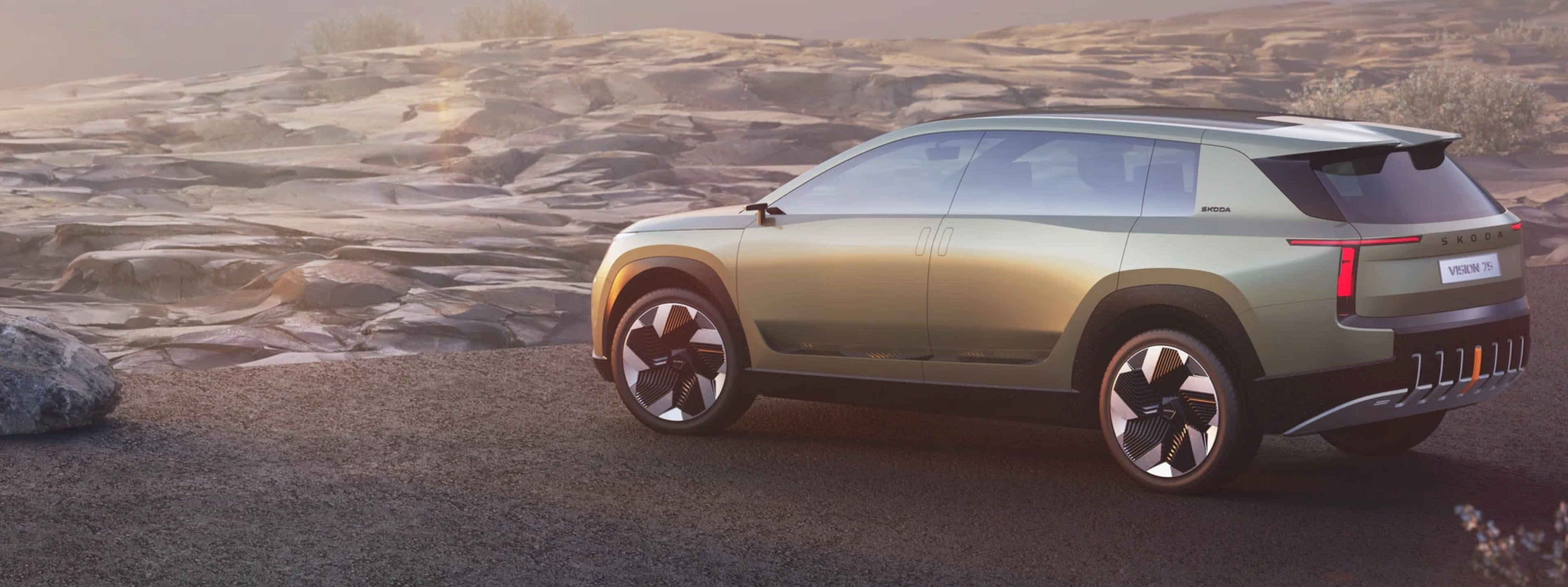 Skoda Peaq side angle