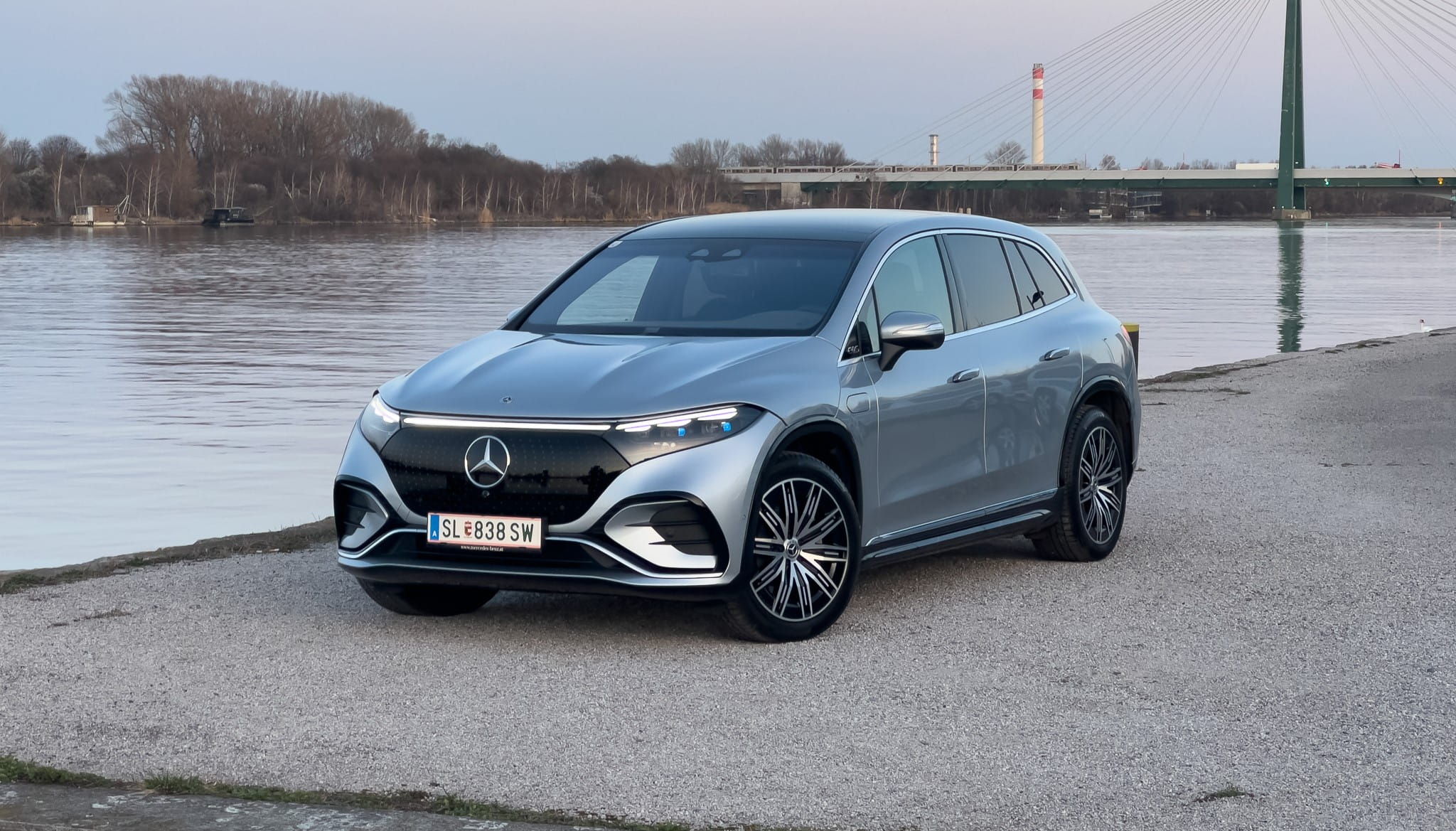 Mercedes_EQS_Header