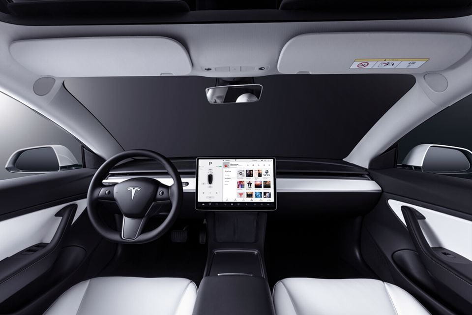 Tesla-Model3-2021-review LeasePlan