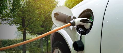 Website header_flottenversicherung-e-auto_large-ST_20_83