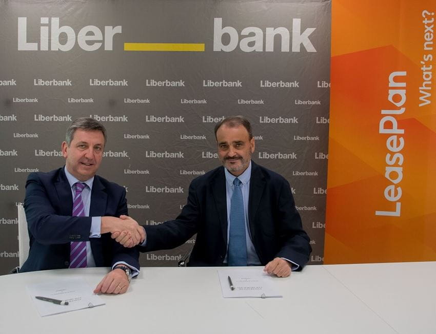 Firma_acuerdo_Leaseplan_Liberbank