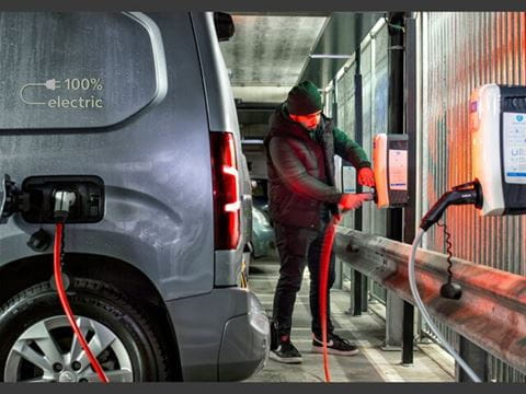 G4S selects LeasePlan to support low-carbon fleet plans Small JPG-NL_22_ 15