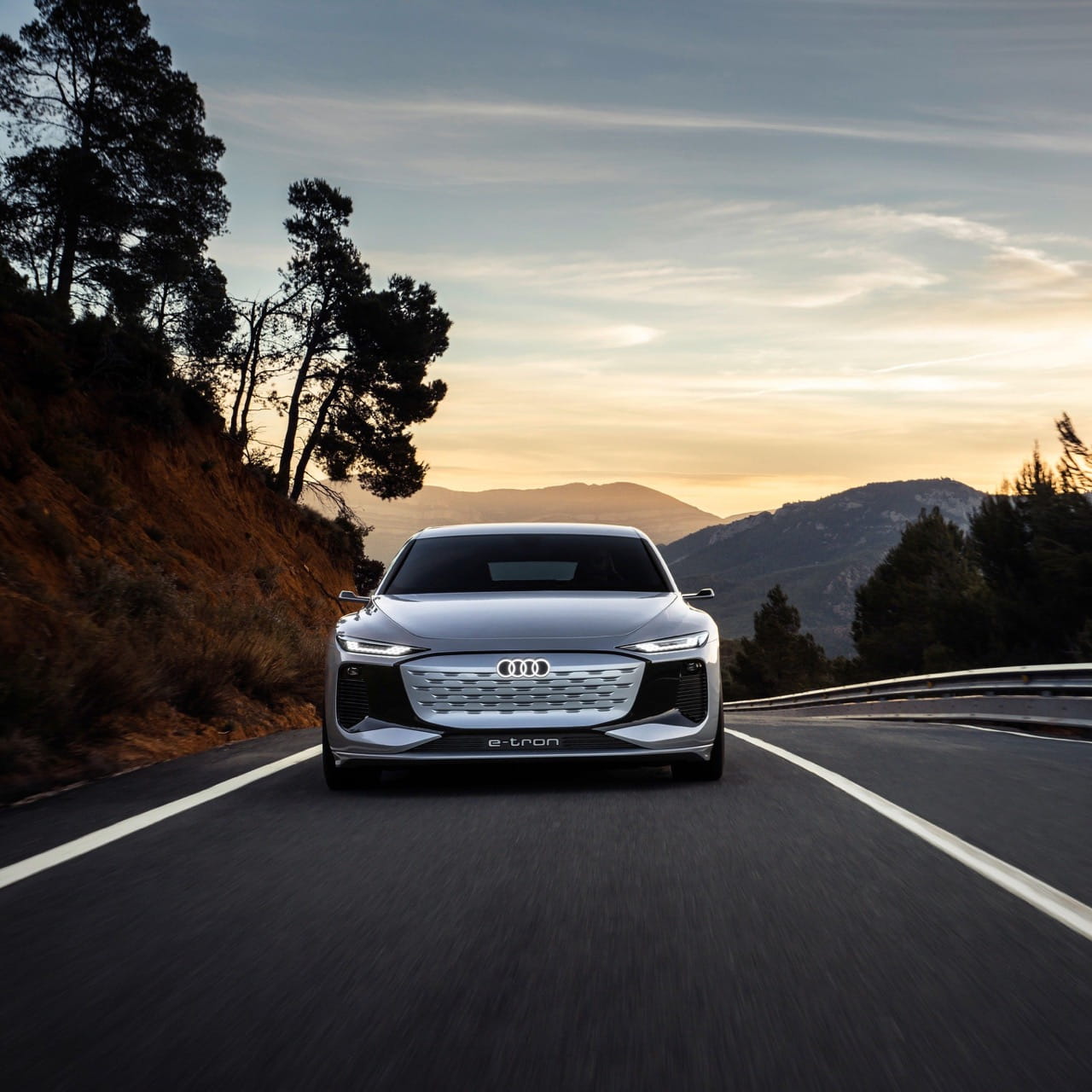 audi_a6_etron_front zoom