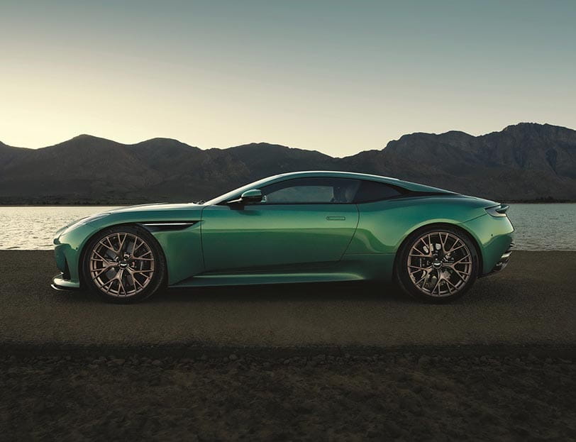 aston-martin-nuova-DB12
