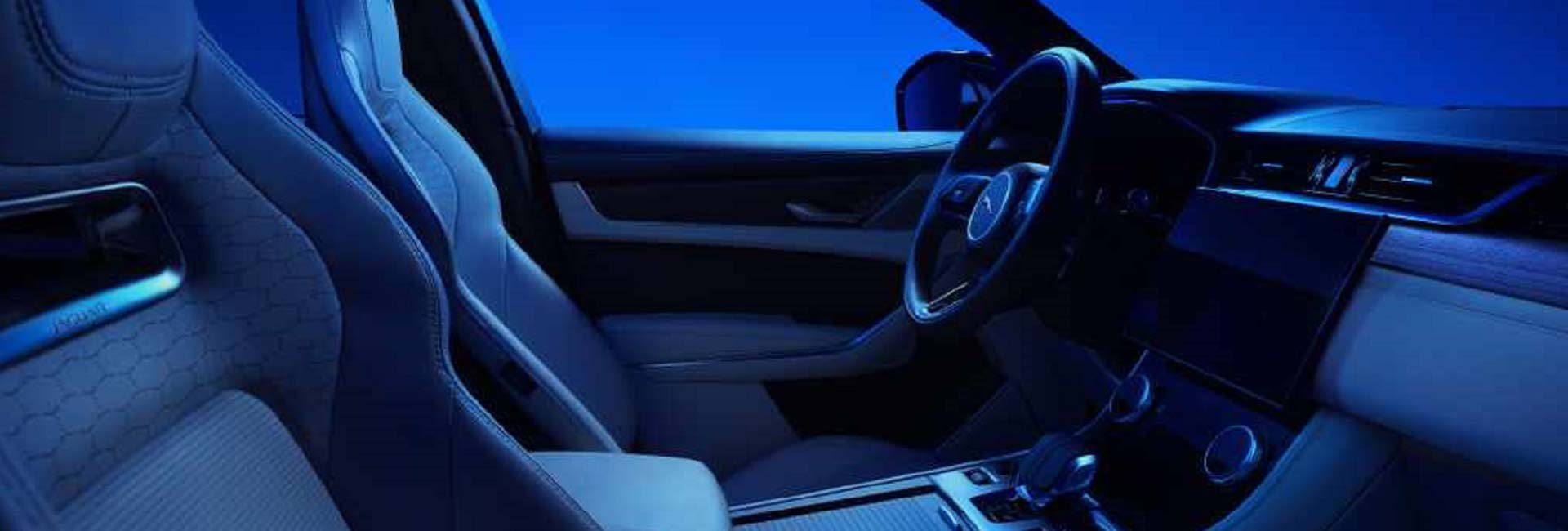 nuova-jaguar-f-pace-hybrid