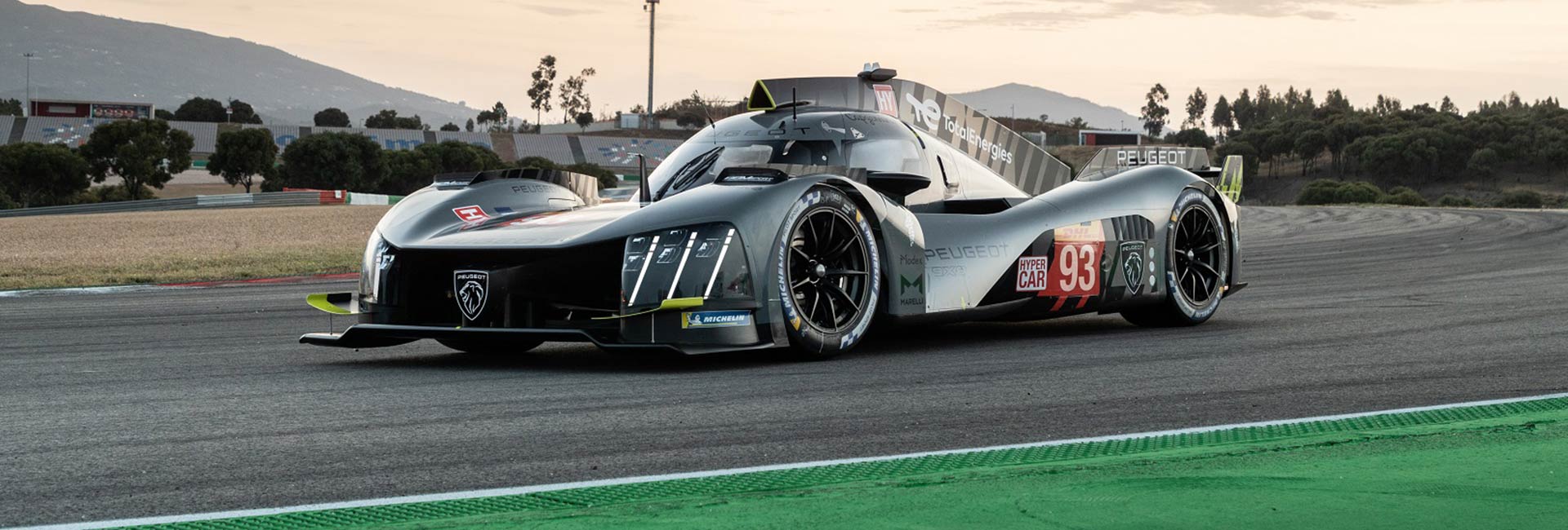 peugeot-9X8-show-le-mans