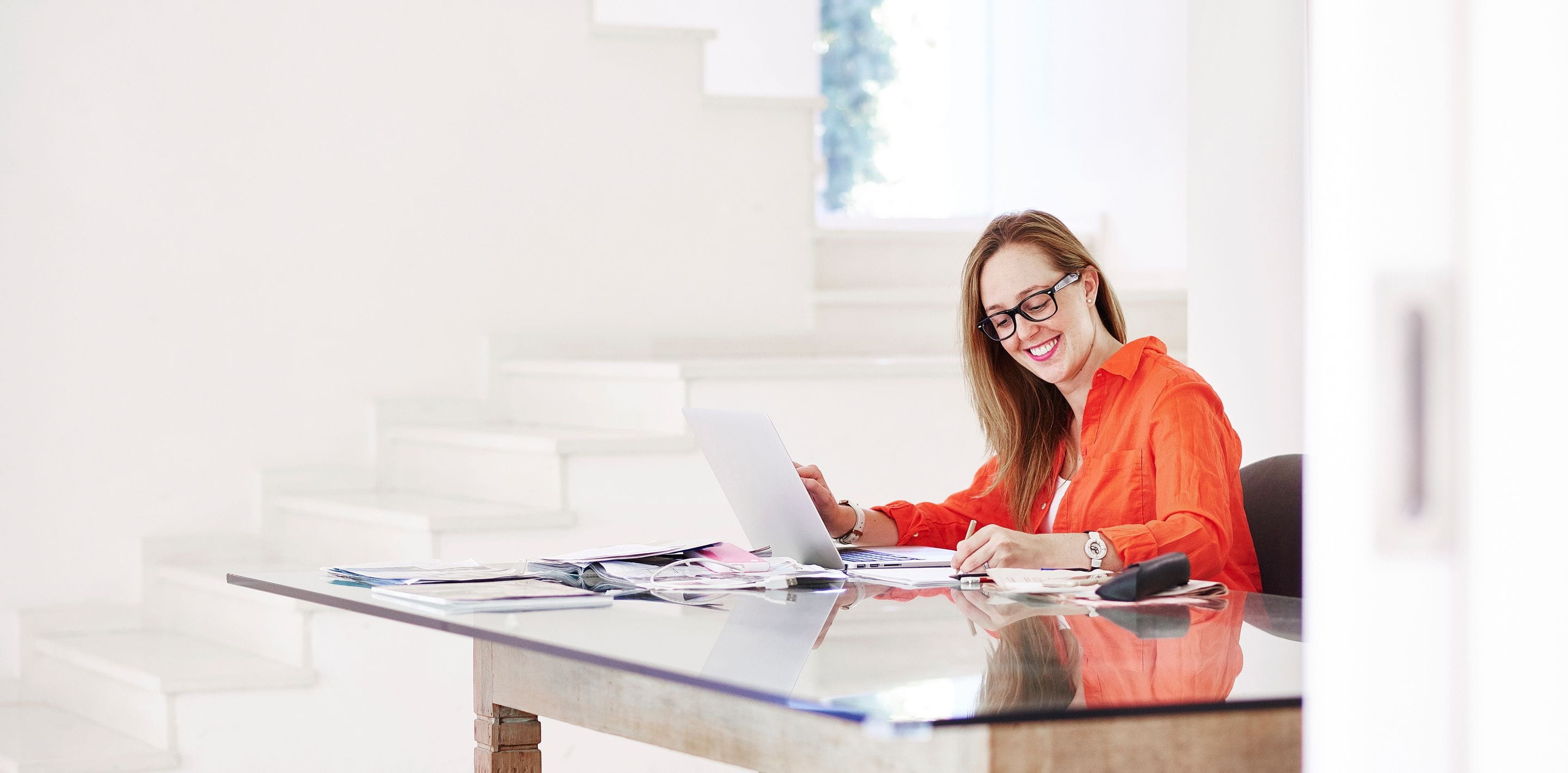 Website header large-ES_15_2 42