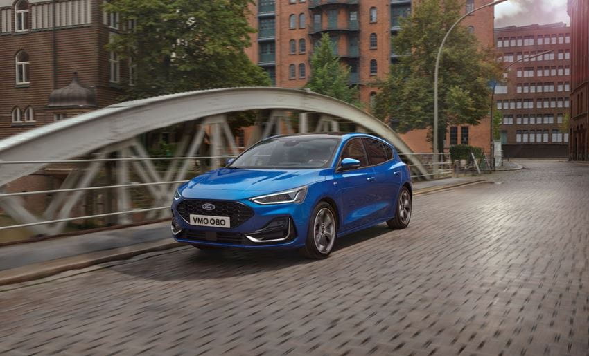 2021_FORD_FOCUS_ST-LINE_OUTDOOR_01 (2)