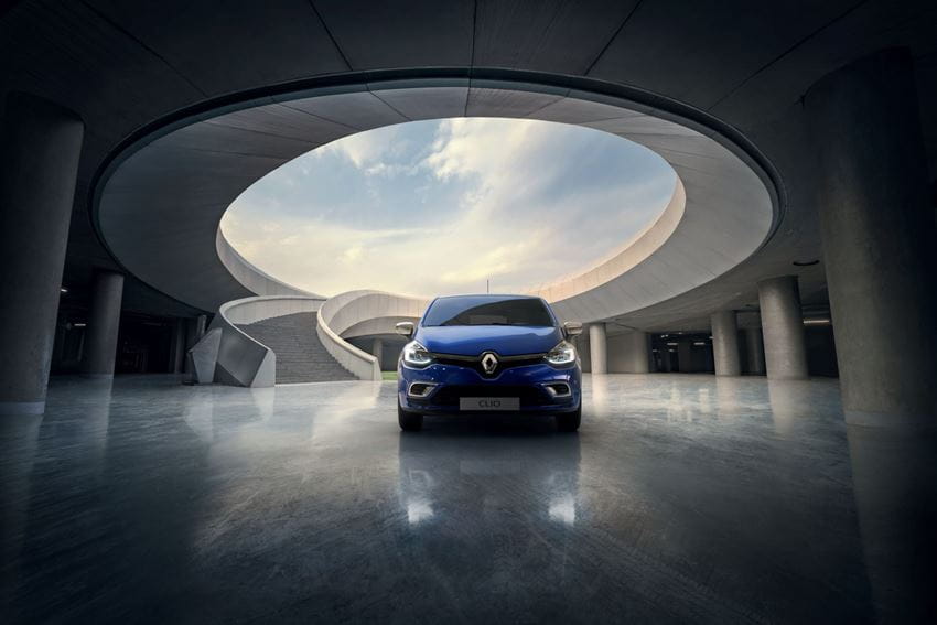 Renault-Clio-2-1600x1068