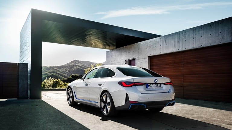 BMW_i4_eDrive40-02