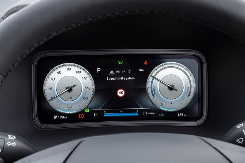 hyundai-kona-digital-instruments