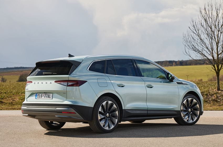 skoda_enyaq_back