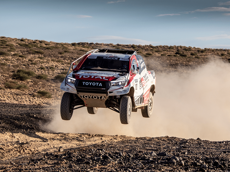 16-ABRIL_TOYOTA_HILLUX_DAKAR