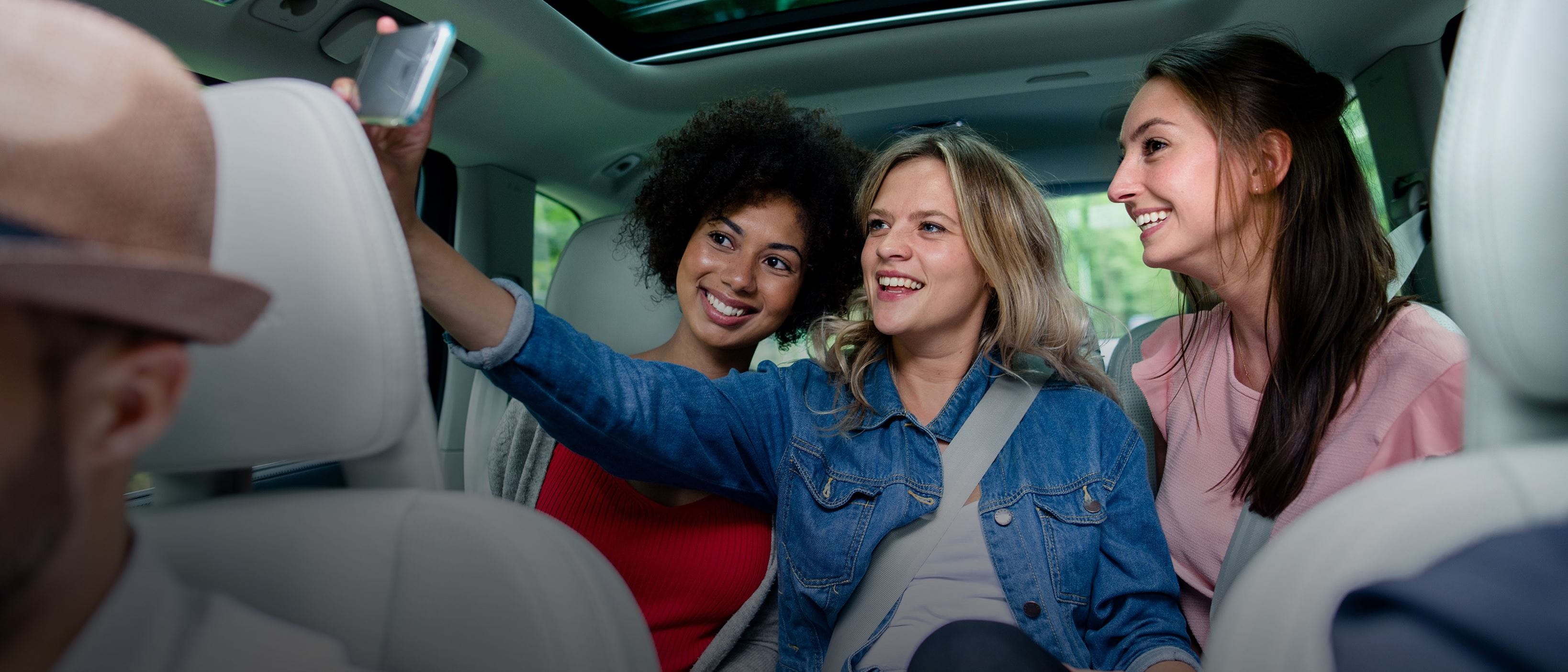 kobiety auto taxi selfie