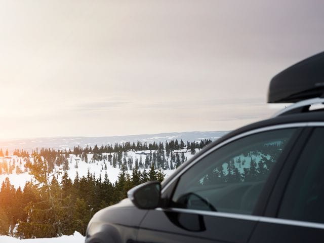 CarParkedInTheSnow