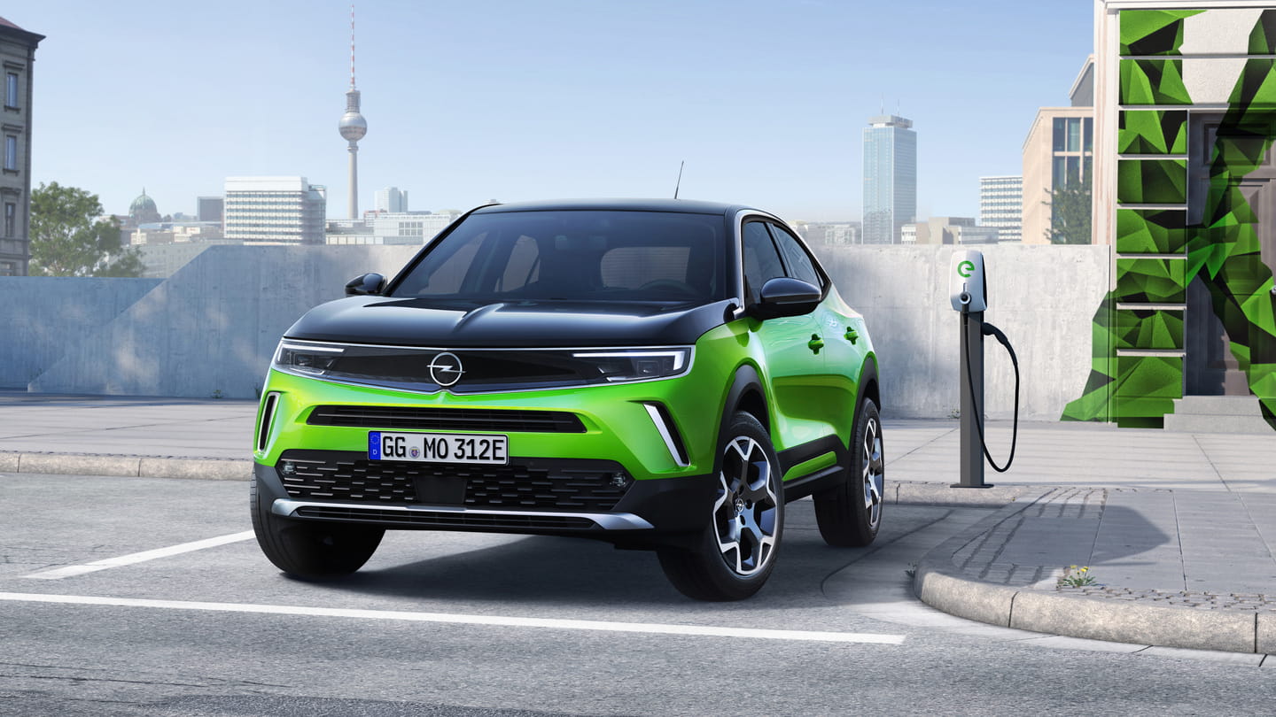 Opel-MokkaE-2021-review-1