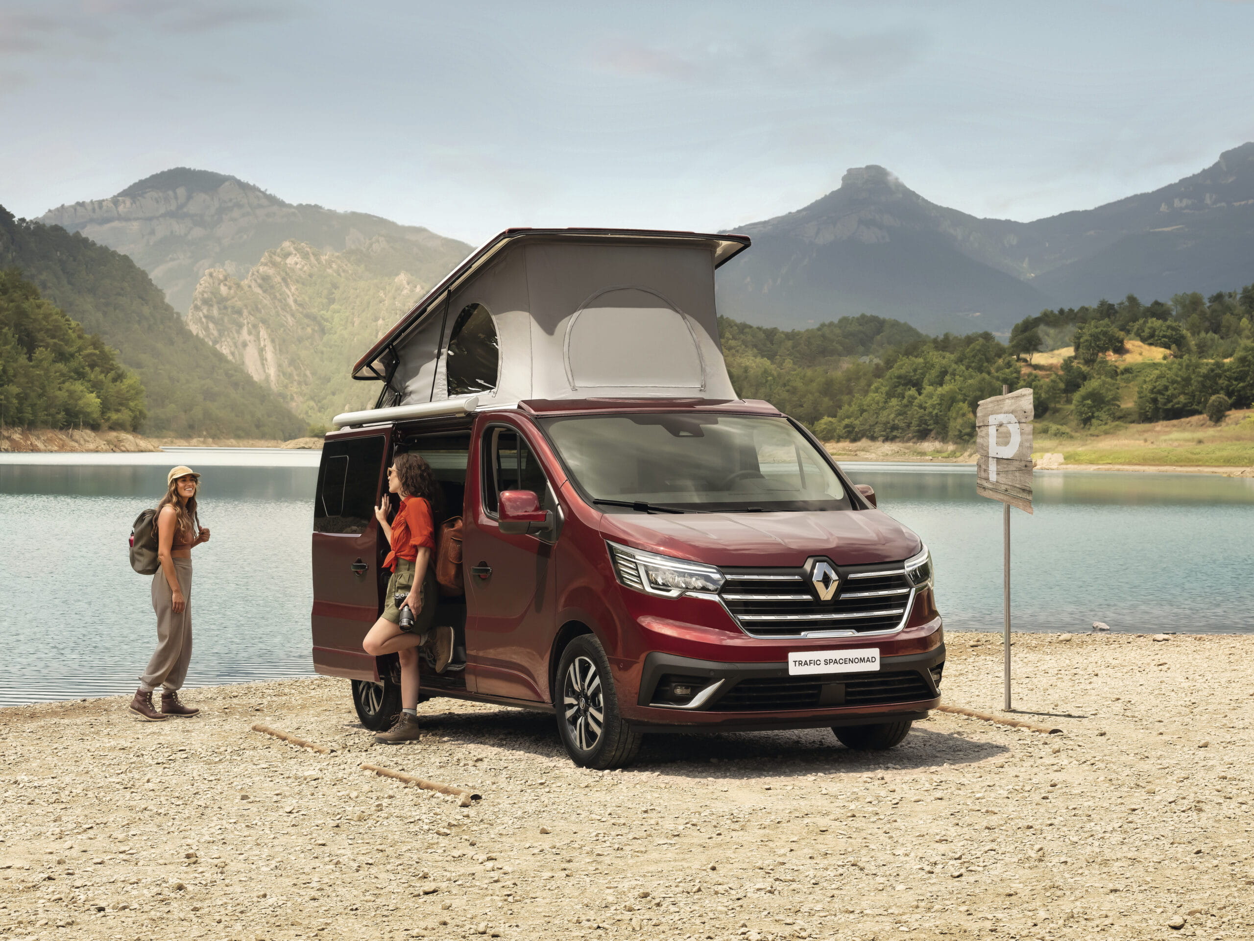 2021-New-Renault-Trafic-SpaceNomad-4-scaled